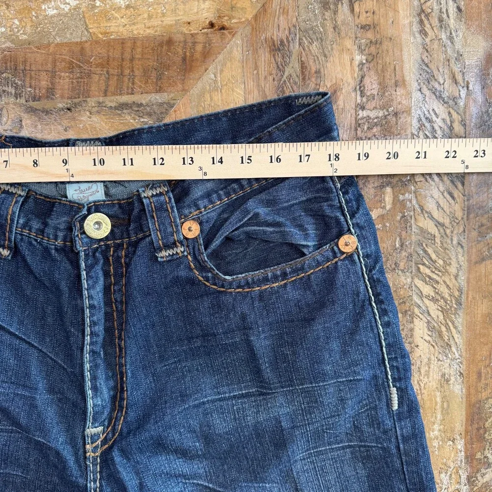 Vintage True Religion Baggy Denim Shorts size 38 Y2K Horseshoe pocket streetwear
